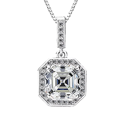 Horseshoe Dancing Stone Necklace